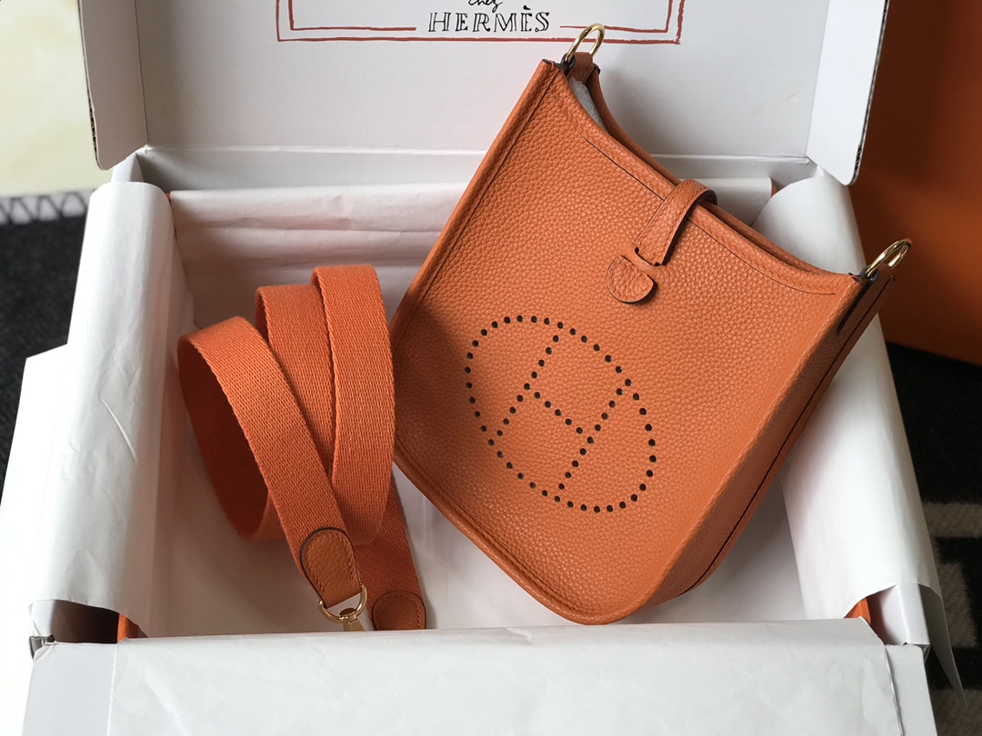 Hermes Evelyne 16 Amazone TPM Shoulder Bag In Orange Clemence Leather